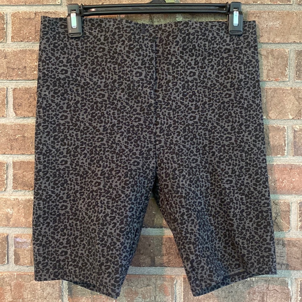 LOFT SCULPT animal print bike shorts size medium